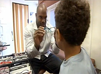 Dwight Freeney teams up with Vision to Learn