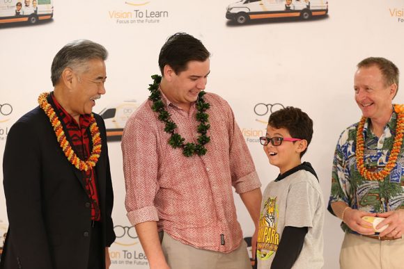 Student receives new glasses in Hawaii